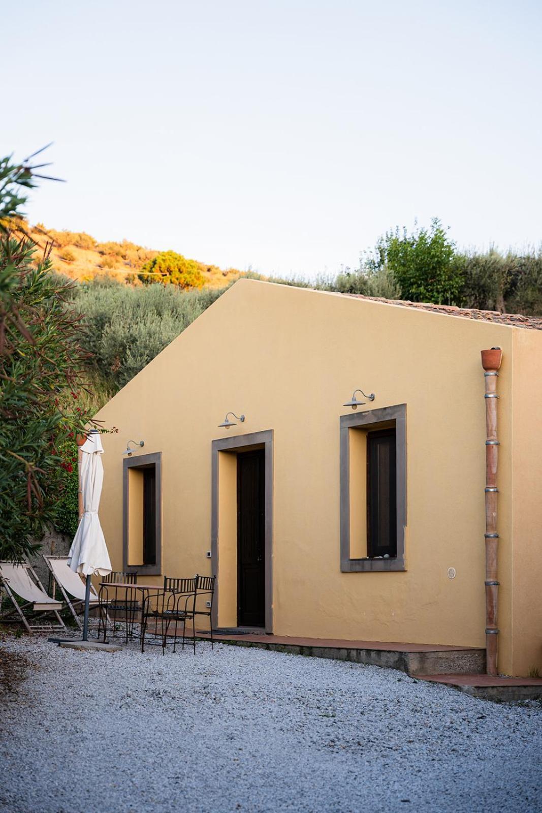 Bioagriturismo Antica Sena Milici Exterior foto