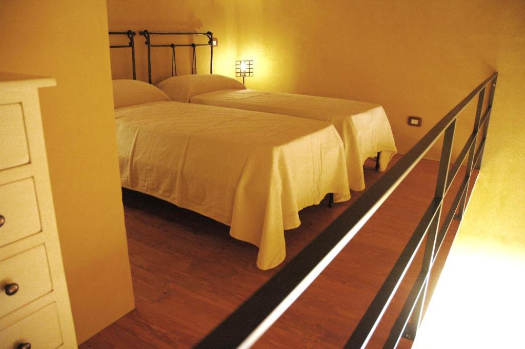 Bioagriturismo Antica Sena Milici Zimmer foto